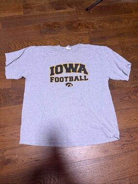 Iowa Hawkeyes Football T-Shirts
